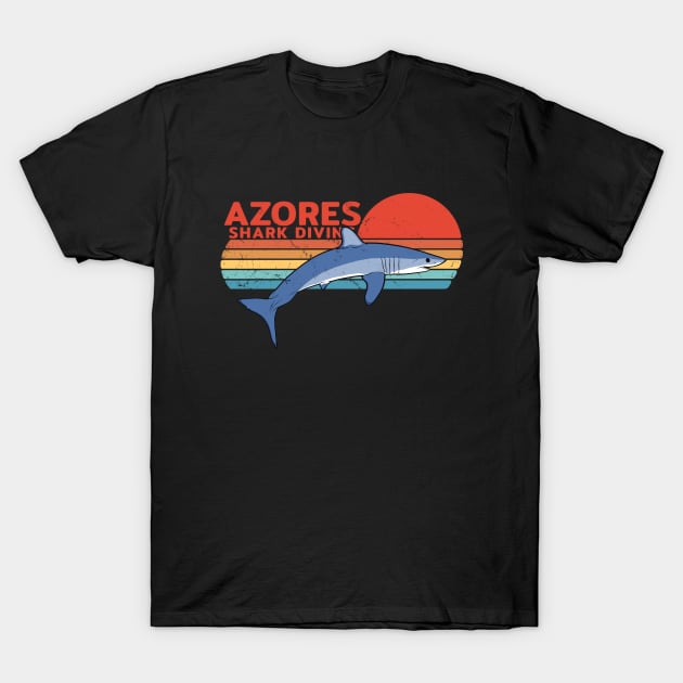Mako Shark Azores Shark Diving T-Shirt by NicGrayTees